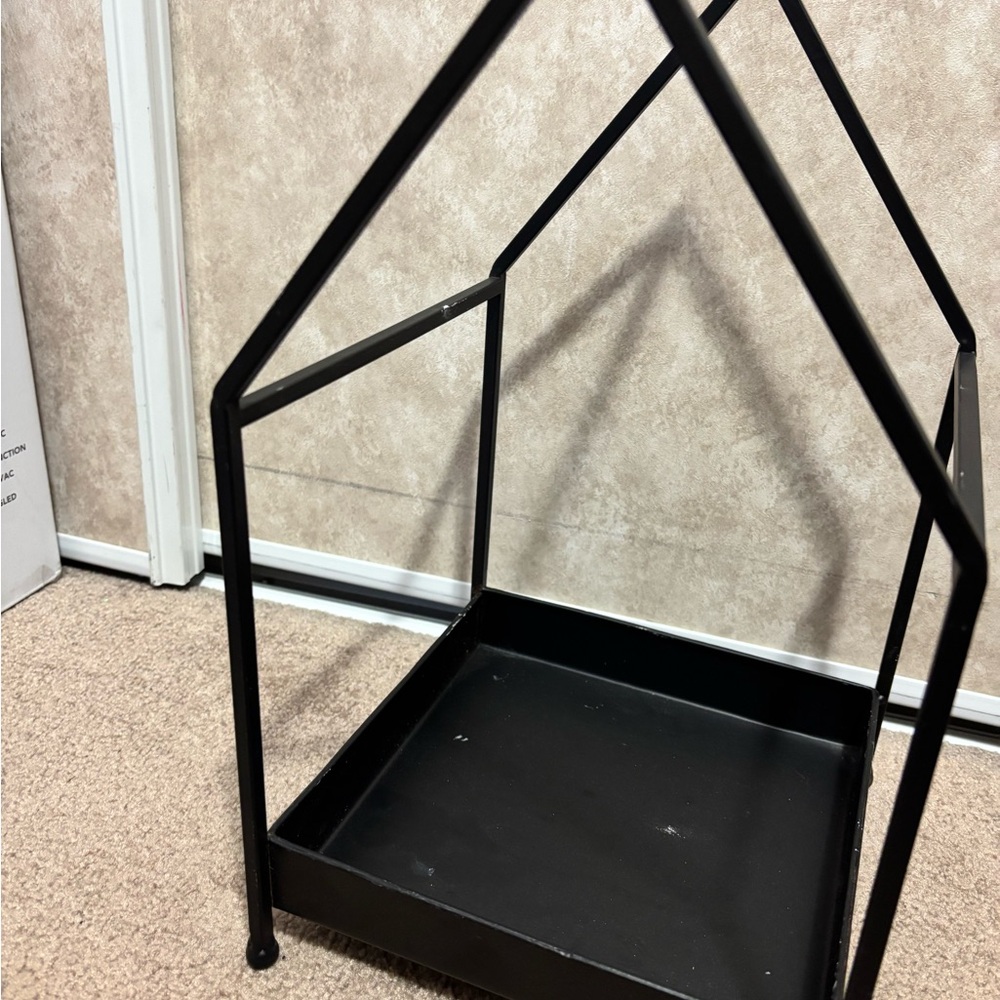 Black Geometric Wall Shelf